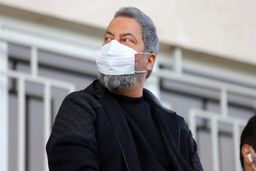 وضعیت جسمانی مهرداد میناوند به ثبات رسید/ او خطر را پشت سر گذاشت