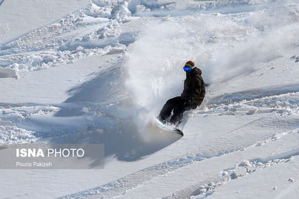 سقوط پدر و دختر از تله‌سیژ پیست اسکی دربندسر