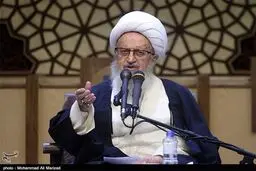 بیانیه شدیداللحن آیت الله مکارم شیرازی خطاب به دولت و دستگاه قضایی