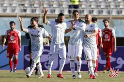 اولین شکست فصل پرسپولیس در اراک رقم خورد