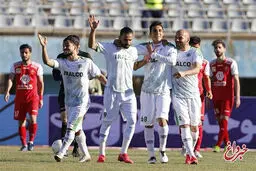 اولین شکست فصل پرسپولیس در اراک رقم خورد