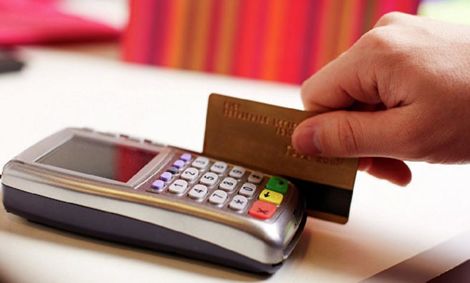 دردسر جا گذاشتن کارت بانکی در مغازه