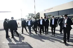 اعتراض مردم در جریان سفر جهانگیری/ بندر امام را شهرستان کنید