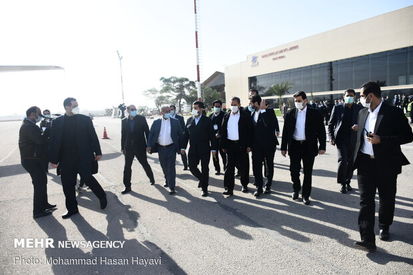 اعتراض مردم در جریان سفر جهانگیری/ بندر امام را شهرستان کنید