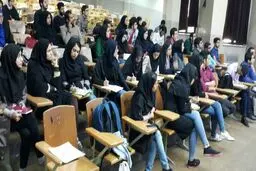 کلاس‌های عملی دانشگاه‌ها در شهر‌های آبی و زرد حضوری می‌شود