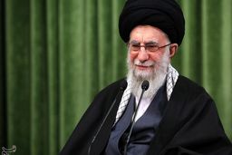 نامه رهبر معظم انقلاب به جوانان عراقی: “من به شما مژده آینده‌ای درخشان را برای عراق می‌دهم”