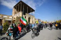 با هتاکان به رئیس‌جمهور برخورد می‌شود
