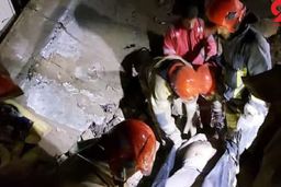 جزئیات مرگ دختر بچه ۱۲ ساله در کرج / شب گذشته با انفجار شدید رخ داد