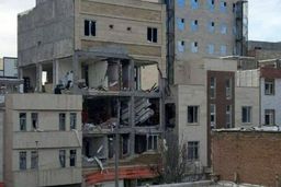 ۲ نفر بر اثر انفجار گاز در اردبیل جان باخته و ۱۰ نفر مجروح شدند