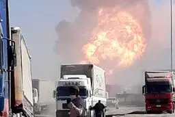 احتمال مرگ ۵۰ تن در گمرگ اسلام‌قلعه در خاک افغانستان/ مرز دوغارون در حال تخلیه از خودروها است