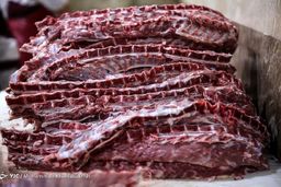 افزایش قیمت گوشت وارداتی بازار را متشنج کرد/ نرخ هر کیلو دام سبک ۴۹ هزار تومان