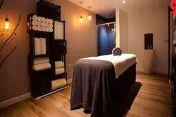 ماساژور مرد زنان بیرجندی را به دام می انداخت