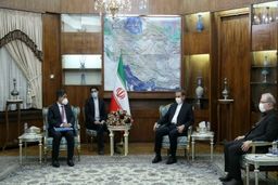 جهانگیری: تحریم‌ها نبود واکسن کرونا را در اختیار مردم قرار می‌دادیم