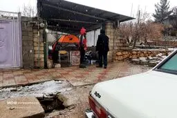 بارش برف در شهر زلزله زده سی سخت آغاز شد