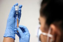 کشورهای ثروتمند یک میلیارد واکسن اضافی کرونا انبار کرده‌اند