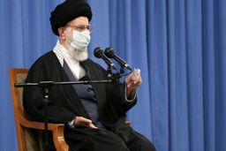 مجلس و دولت اختلاف‌نظرشان را حل کنند که نشان‌دهنده دوصدایی نباشد