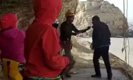 اظهارات عجیب امام جمعه درچه درباره ورزشکاران صخره‌نورد