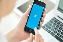 تعلیق دائمی حساب توییتر منتشرکنندگان اطلاعات غلط کرونایی