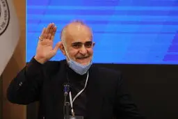 نبی از دبیرکلی فدراسیون فوتبال استعفاء داد