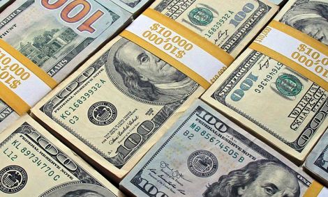 کاهش جزئی نرخ ارز در بازار؛ دلار ۲۴ هزار و ۴۲۲ هزار تومان است