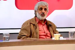 ابراهیم فیاض: مجری‌های تلویزیون چهره زنانه دارند و ترویج هم‌جنس‌گرایی می‌کنند