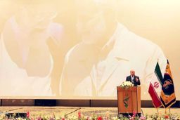 نادیده گرفتن توان داخل، عامل شرایط بد اقتصادی است/ برای حل مشکلات مردم، نگاه سیاسی نداریم