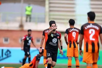 پرسپولیس با شکست مس نوین راهی یک هشتم نهایی جام حذفی شد