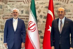 گفت‌وگوی ظریف با وزیر خارجه ترکیه