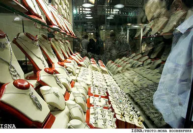 پیش‌بینی قیمت طلا در بهار ۱۴۰۰ / طلا بخریم یا نه؟