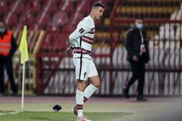 اتفاق شگفت‌انگیز بعد از حرکت جنجالی رونالدو