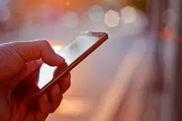 مشکل عیدی اپراتورهای تلفن همراه چه بود؟ / «عیدی پیشکش، اینترنت را گران نکنید»