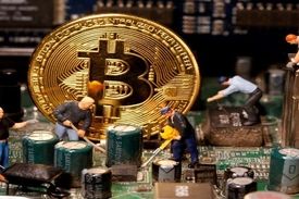 انهدام شبکه قاچاق و بازاریابی «بیت کوین» در بلوار فردوس تهران