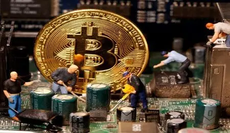 انهدام شبکه قاچاق و بازاریابی «بیت کوین» در بلوار فردوس تهران