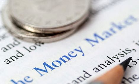 تقابل بازار سرمایه و بازار پول/ مهم‌ترین مشکل اقتصاد کشور تورم است