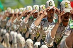 ۵ گروهی که معافیت سنی خدمت سربازی به آن‌ها تعلق می‌گیرد