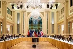 تعویق یک روزه جلسه مشترک ایران با ۱+۴