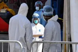 ۲۱ هزار آمریکایی پس از دریافت واکسن کرونا بیمار شدند