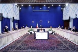 شورای عالی انقلاب فرهنگی باید در امر شناخت و تدوین روش ها و سیاست های تشویقی و جذب کننده نخبگان ایرانی خارج از کشور تلاش کند