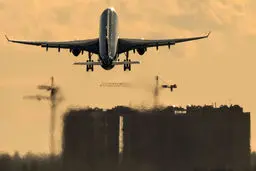 پرواز به مقصد و مبدا فرانسه ممنوع شد
