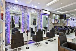 جولان بی‌قانونی در آرایشگاه‌های زنانه/ سالن زیبایی یا مطب دکتر؟