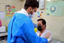 استفاده از سهمیه واکسن پاکبانان این بار در علی‌آباد کتول / تزریق واکسن به پیمانکار، یک مدیر و ۲ کارمند شهرداری