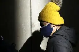 استفاده از دو ماسک خطر گسترش کرونا را ۸۱ درصد کاهش می‌دهد