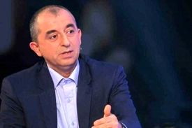 پس لرزه های بندر گناوه تا یک ماه دیگر ادامه می یابد