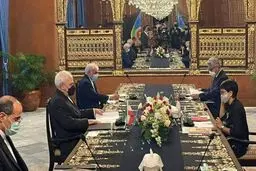 قدردانی ظریف از مواضع اندونزی در شورای امنیت برای حفظ برجام و اجرای قطعنامه ۲۲۳۱/ وزیر خارجه، خواستار تسریع در نهایی کردن موافقتنامه تعرفه ترجیحی میان ایران و اندونزی شد