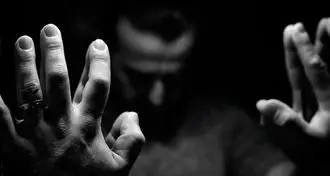 با اصرار مادرش، شکنجه‌اش می‌دادم