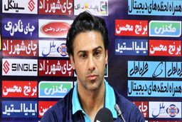 انتقاد شدید مجیدی از وزارت ورزش و هراتیان؛ اجازه نمی دهم در مورد استقلال تصمیم بگیرند/مثل مرد تیمم را به دربی می فرستم