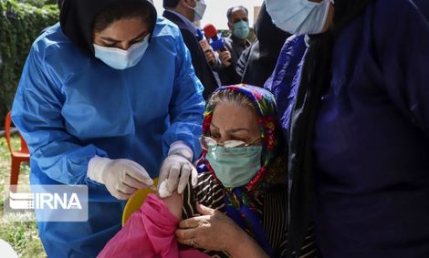 واکسیناسیون کرونا برای افراد بالای ۷۵ سال آغاز شد
