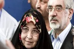 میرحسین موسوی و زهرا رهنورد واکسن کرونا زدند