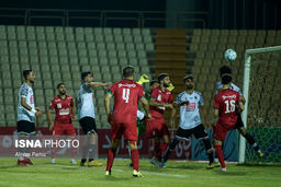 کری‌خواندن با گل خورده!