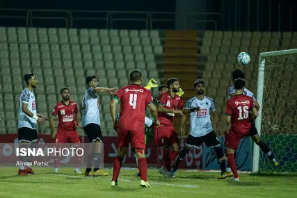 کری‌خواندن با گل خورده!